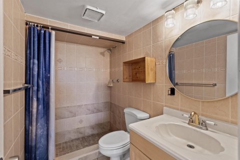 Condo in Sunrise, Florida, 3 bedrooms  № 2383277 - photo 15