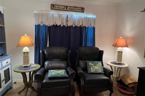 House in Ocala, Florida 2 bedrooms, 125.14 sq.m. № 1584874 - photo 15