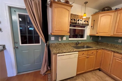 House in Ocala, Florida 2 bedrooms, 125.14 sq.m. № 1584874 - photo 6