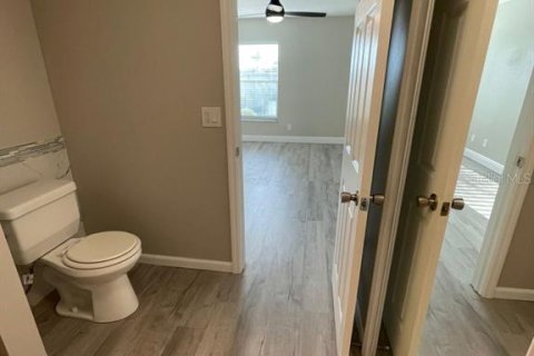 Condominio en venta en Clearwater, Florida, 2 dormitorios, 75.53 m2 № 1918689 - foto 10