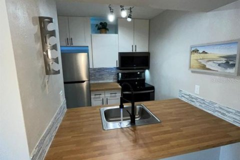 Condominio en venta en Clearwater, Florida, 2 dormitorios, 75.53 m2 № 1918689 - foto 26
