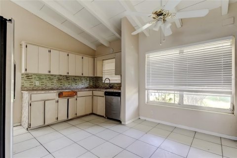 Villa ou maison à vendre à North Redington Beach, Floride: 3 chambres, 160.81 m2 № 1902174 - photo 16