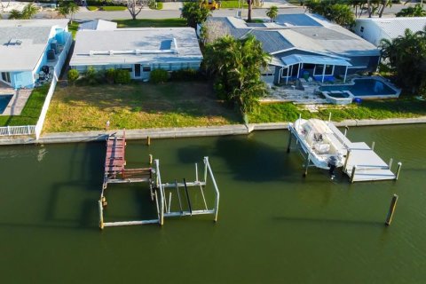 Villa ou maison à vendre à North Redington Beach, Floride: 3 chambres, 160.81 m2 № 1902174 - photo 6