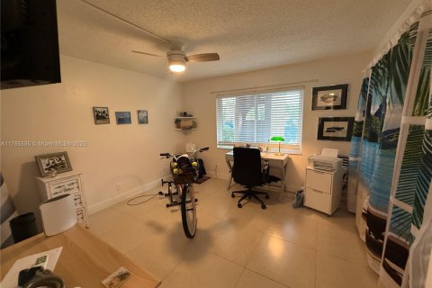 Condo in Sunrise, Florida, 2 bedrooms  № 1715801 - photo 30