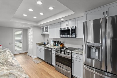 Copropriété à louer à Treasure Island, Floride: 2 chambres, 108.7 m2 № 1637861 - photo 12