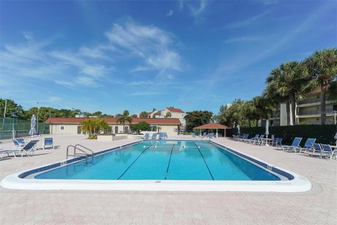Condo in Longboat Key, Florida, 2 bedrooms  № 1448223 - photo 28