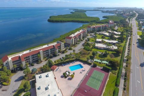 Condo in Longboat Key, Florida, 2 bedrooms  № 1448223 - photo 24