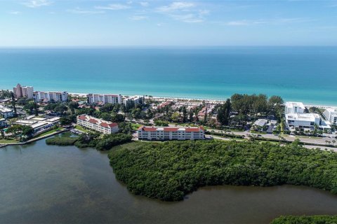 Condo in Longboat Key, Florida, 2 bedrooms  № 1448223 - photo 23