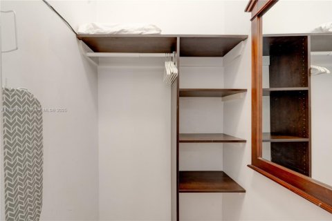 Купить отель в Майами-Бич, Флорида № 1959686 - фото 27