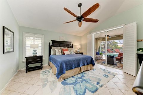 House in Punta Gorda, Florida 4 bedrooms, 216.74 sq.m. № 1681644 - photo 27