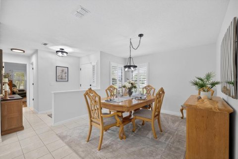 House in New Port Richey, Florida 3 bedrooms, 168.43 sq.m. № 1885907 - photo 12
