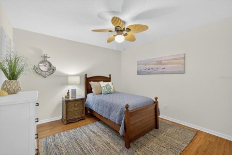 House in New Port Richey, Florida 3 bedrooms, 168.43 sq.m. № 1885907 - photo 28