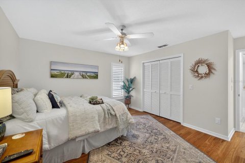 House in New Port Richey, Florida 3 bedrooms, 168.43 sq.m. № 1885907 - photo 25