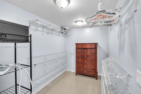 Купить виллу или дом в Хайалиа, Флорида 4 спальни, 140.38м2, № 1989318 - фото 21