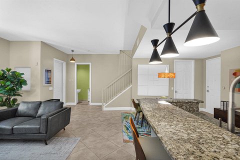 Touwnhouse à vendre à Wilton Manors, Floride: 2 chambres, 161.84 m2 № 2244928 - photo 19
