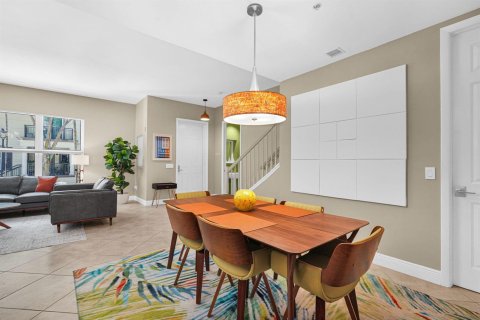 Touwnhouse à vendre à Wilton Manors, Floride: 2 chambres, 161.84 m2 № 2244928 - photo 15