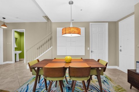 Touwnhouse à vendre à Wilton Manors, Floride: 2 chambres, 161.84 m2 № 2244928 - photo 14
