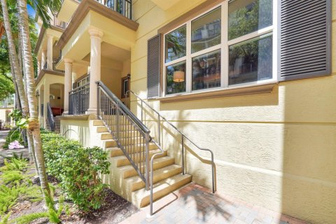 Touwnhouse à Wilton Manors, Floride 2 chambres, 161.84 m2 № 2244928