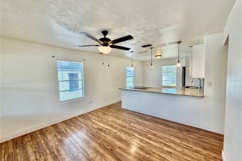 Villa ou maison à vendre à Lakeland, Floride: 3 chambres, 81.29 m2 № 2151985 - photo 21