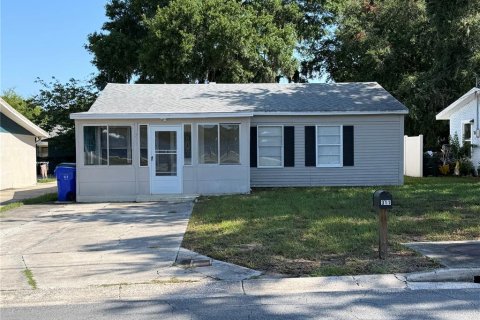House in Lakeland, Florida 3 bedrooms, 81.29 sq.m. № 2151985