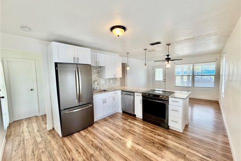 Villa ou maison à vendre à Lakeland, Floride: 3 chambres, 81.29 m2 № 2151985 - photo 24