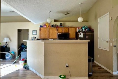 Casa en venta en Kissimmee, Florida, 3 dormitorios, 142.6 m2 № 1904558 - foto 4