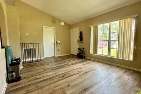 Casa en venta en Kissimmee, Florida, 3 dormitorios, 142.6 m2 № 1904558 - foto 2