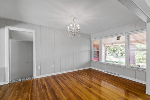 House in Mount Dora, Florida 3 bedrooms, 177.81 sq.m. № 1843330 - photo 13