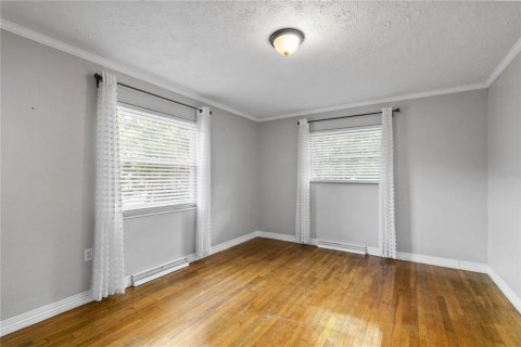 House in Mount Dora, Florida 3 bedrooms, 177.81 sq.m. № 1843330 - photo 25