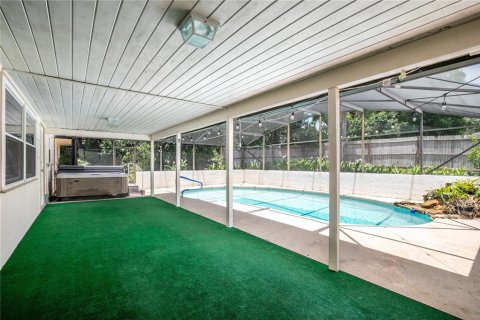 House in Mount Dora, Florida 3 bedrooms, 177.81 sq.m. № 1843330 - photo 30