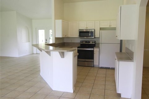 Casa en alquiler en North Port, Florida, 3 dormitorios, 154.59 m2 № 1912342 - foto 3