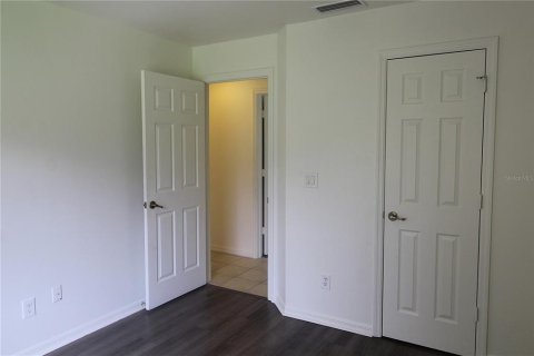 Casa en alquiler en North Port, Florida, 3 dormitorios, 154.59 m2 № 1912342 - foto 18