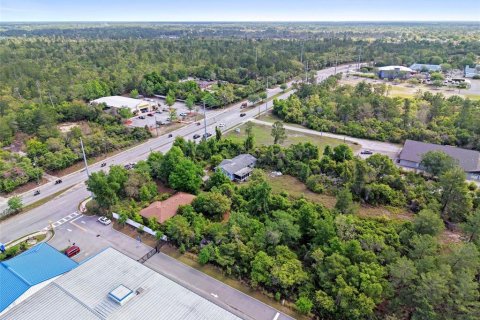 Commercial property in Deltona, Florida 133.41 sq.m. № 2214616 - photo 3
