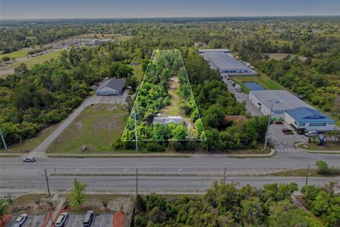 Commercial property in Deltona, Florida 133.41 sq.m. № 2214616 - photo 18