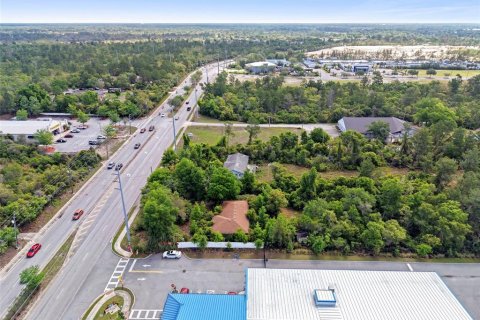 Commercial property in Deltona, Florida 133.41 sq.m. № 2214616 - photo 2