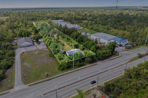 Commercial property in Deltona, Florida 133.41 sq.m. № 2214616 - photo 19