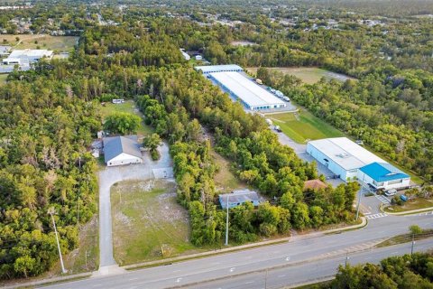 Commercial property in Deltona, Florida 133.41 sq.m. № 2214616 - photo 8