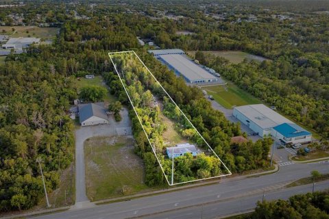 Commercial property in Deltona, Florida 133.41 sq.m. № 2214616 - photo 10