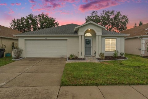 Casa en venta en New Port Richey, Florida, 3 dormitorios, 130.16 m2 № 1916092 - foto 1