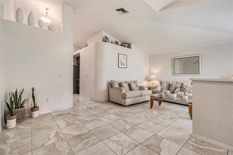 Casa en venta en New Port Richey, Florida, 3 dormitorios, 130.16 m2 № 1916092 - foto 7