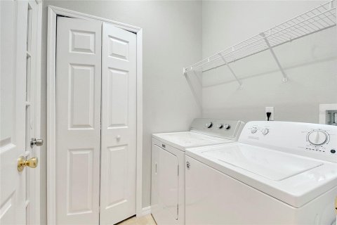 Adosado en venta en Orlando, Florida, 3 dormitorios, 151.71 m2 № 2098168 - foto 9