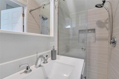Adosado en venta en Orlando, Florida, 3 dormitorios, 151.71 m2 № 2098168 - foto 13