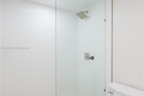 Condominio en venta en Tamarac, Florida, 2 dormitorios, 88.26 m2 № 2023754 - foto 15