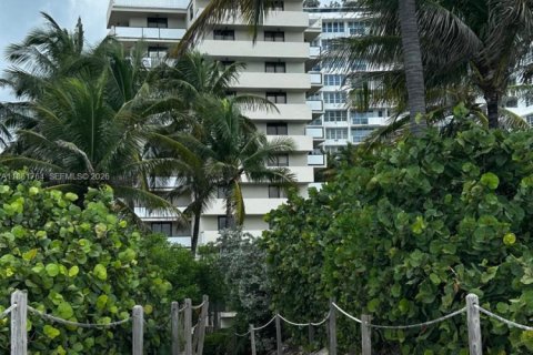 Купить кондоминиум в Майами-Бич, Флорида 2 спальни, 101.08м2, № 2020617 - фото 4