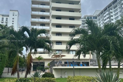 Купить кондоминиум в Майами-Бич, Флорида 2 спальни, 101.08м2, № 2020617 - фото 2