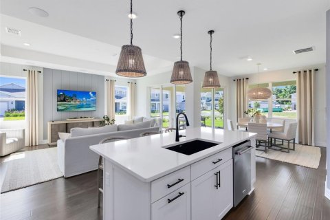 House in Apopka, Florida 5 bedrooms, 274.8 sq.m. № 1841883 - photo 8