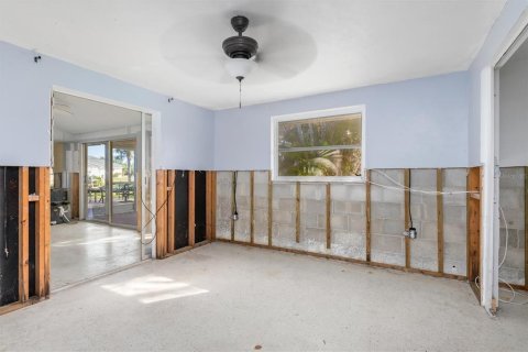 House in Punta Gorda, Florida 2 bedrooms, 115.85 sq.m. № 1568156 - photo 15