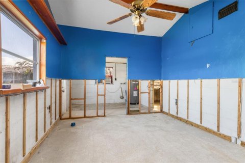 House in Punta Gorda, Florida 2 bedrooms, 115.85 sq.m. № 1568156 - photo 11