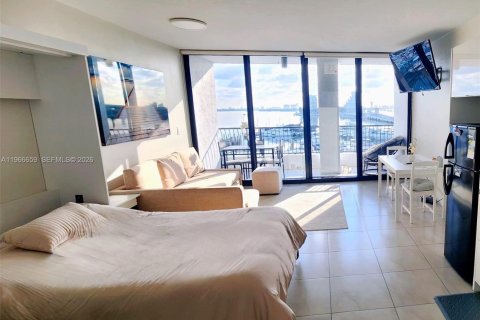 Снять в аренду кондоминиум в Майами, Флорида 37.16м2, № 2029883 - фото 2