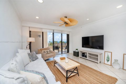 Copropriété à louer à Key Biscayne, Floride: 1 chambre, 98.38 m2 № 2012609 - photo 10
